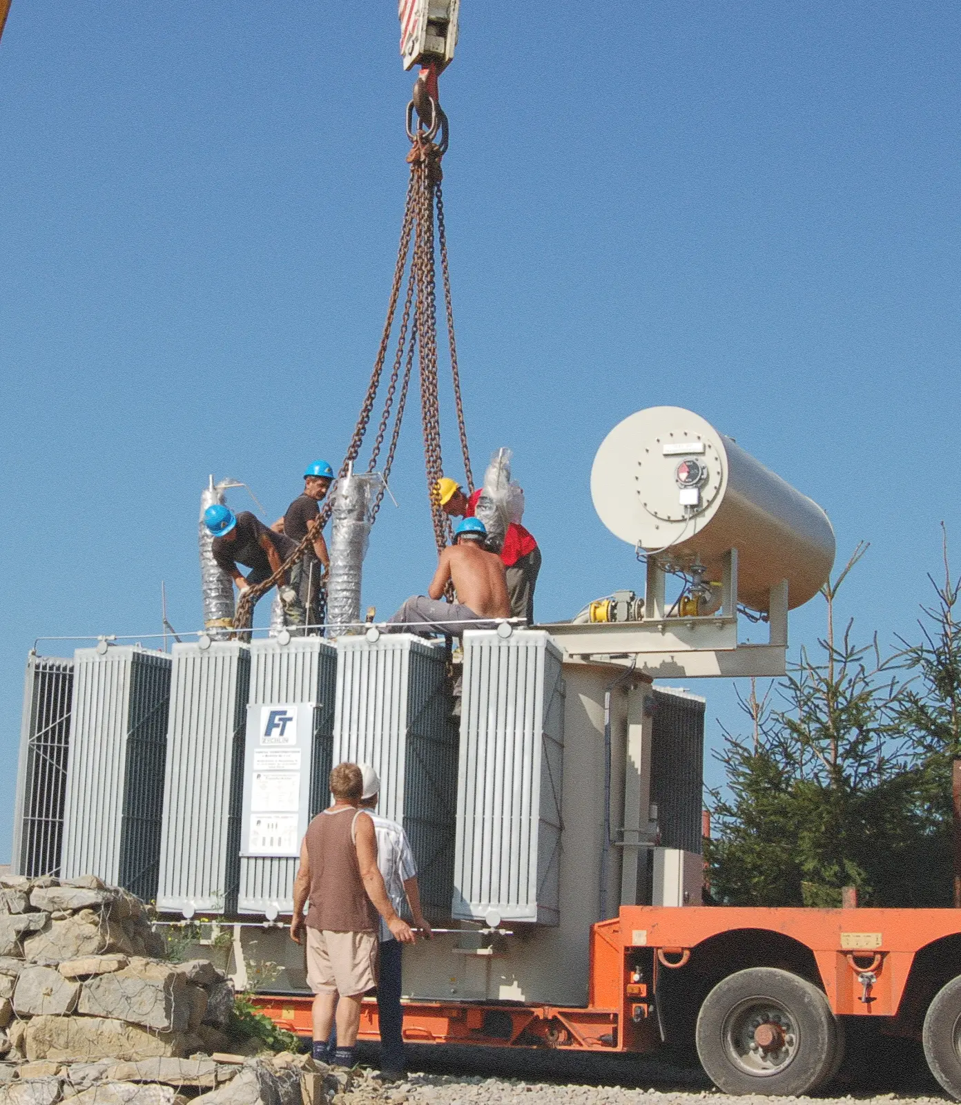rensys-group-medium-power-transformers-slide-02