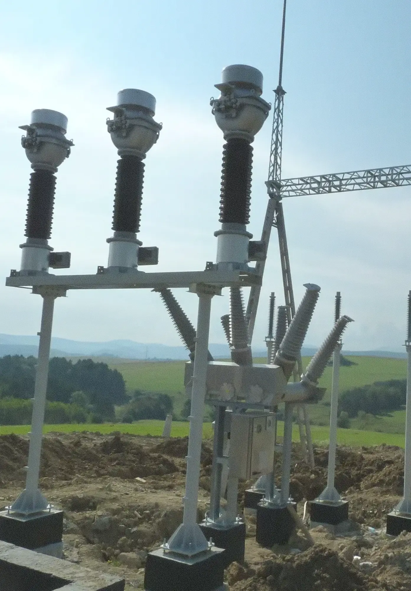rensys-group-medium-voltage-switchgear-slide-03